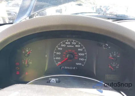 2004 Ford F-150 Xl/Xlt z USA, uszkodzony, nr VIN 1FTVX12534NA37875